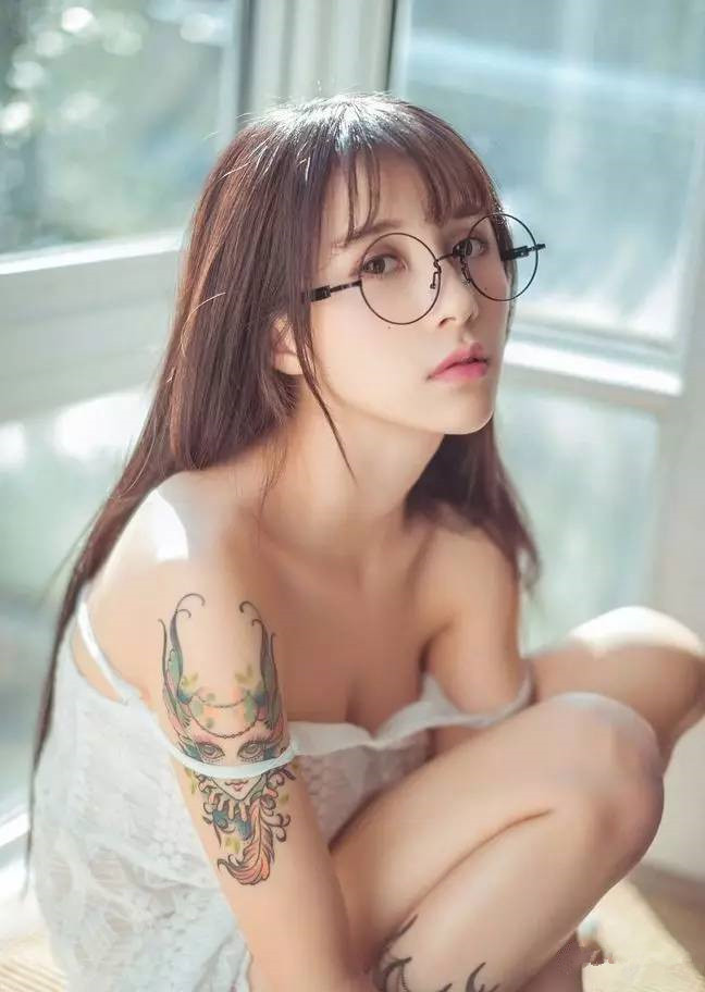 老婆的姐姐,别人的老婆,年轻辣妈,被我征服